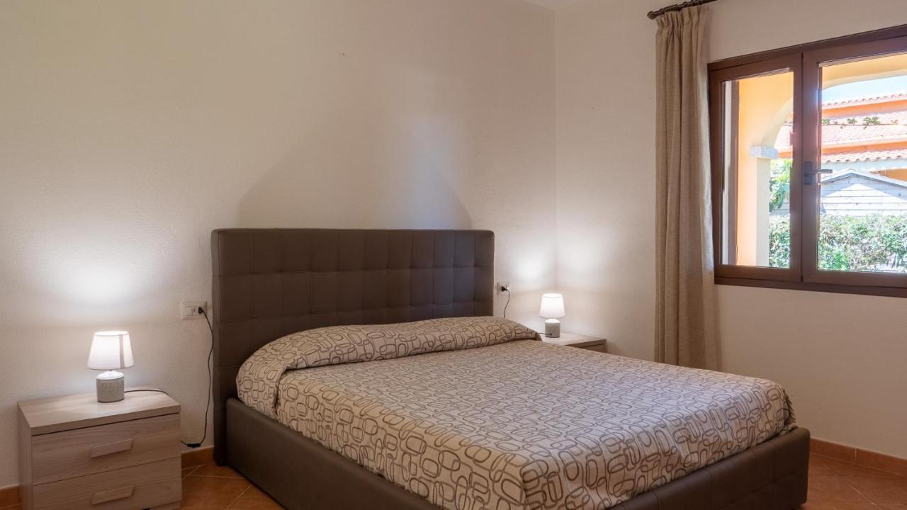 Casa Vacanza La Suaredda 圣特奥多罗 外观 照片