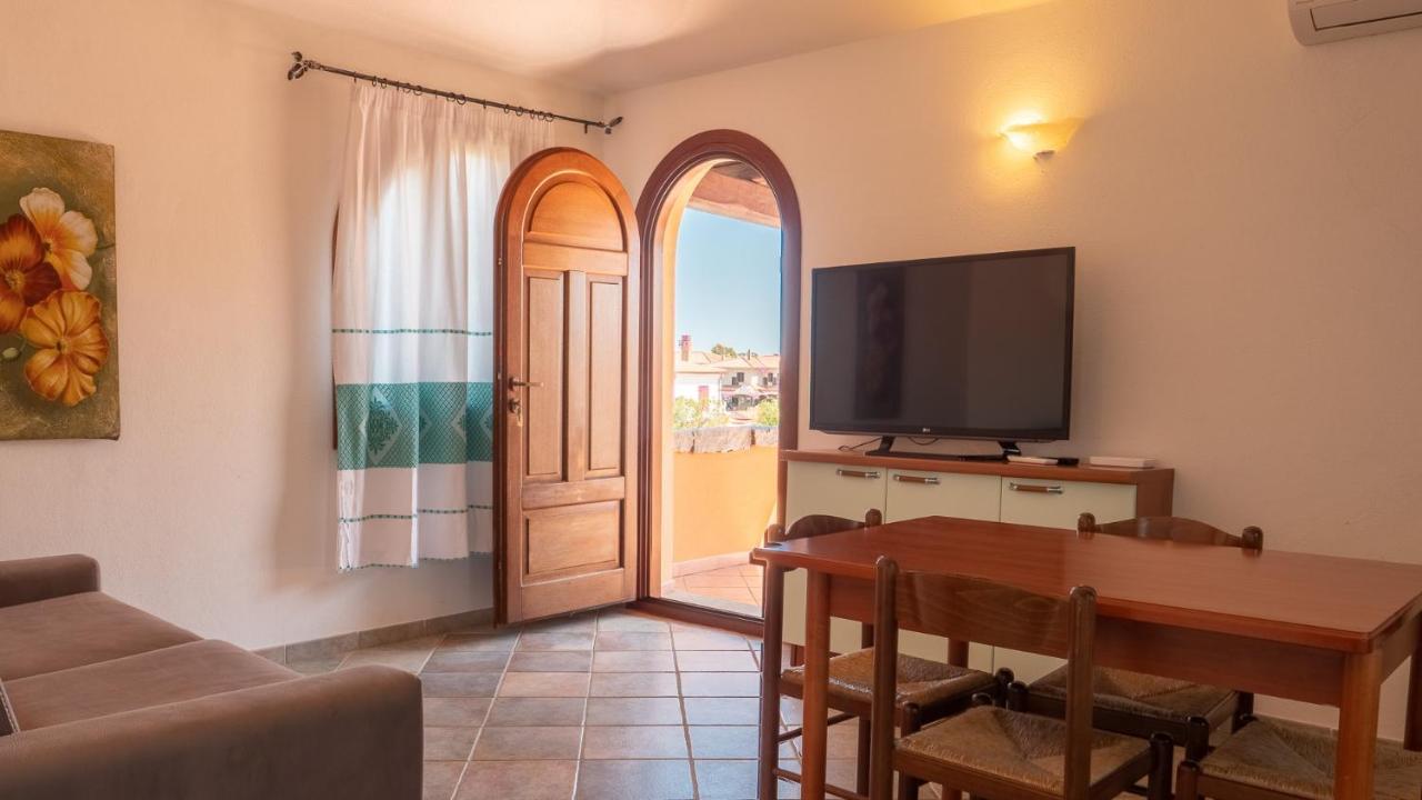 Casa Vacanza La Suaredda 圣特奥多罗 外观 照片