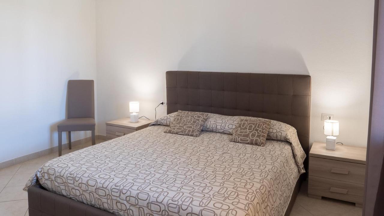 Casa Vacanza La Suaredda 圣特奥多罗 外观 照片