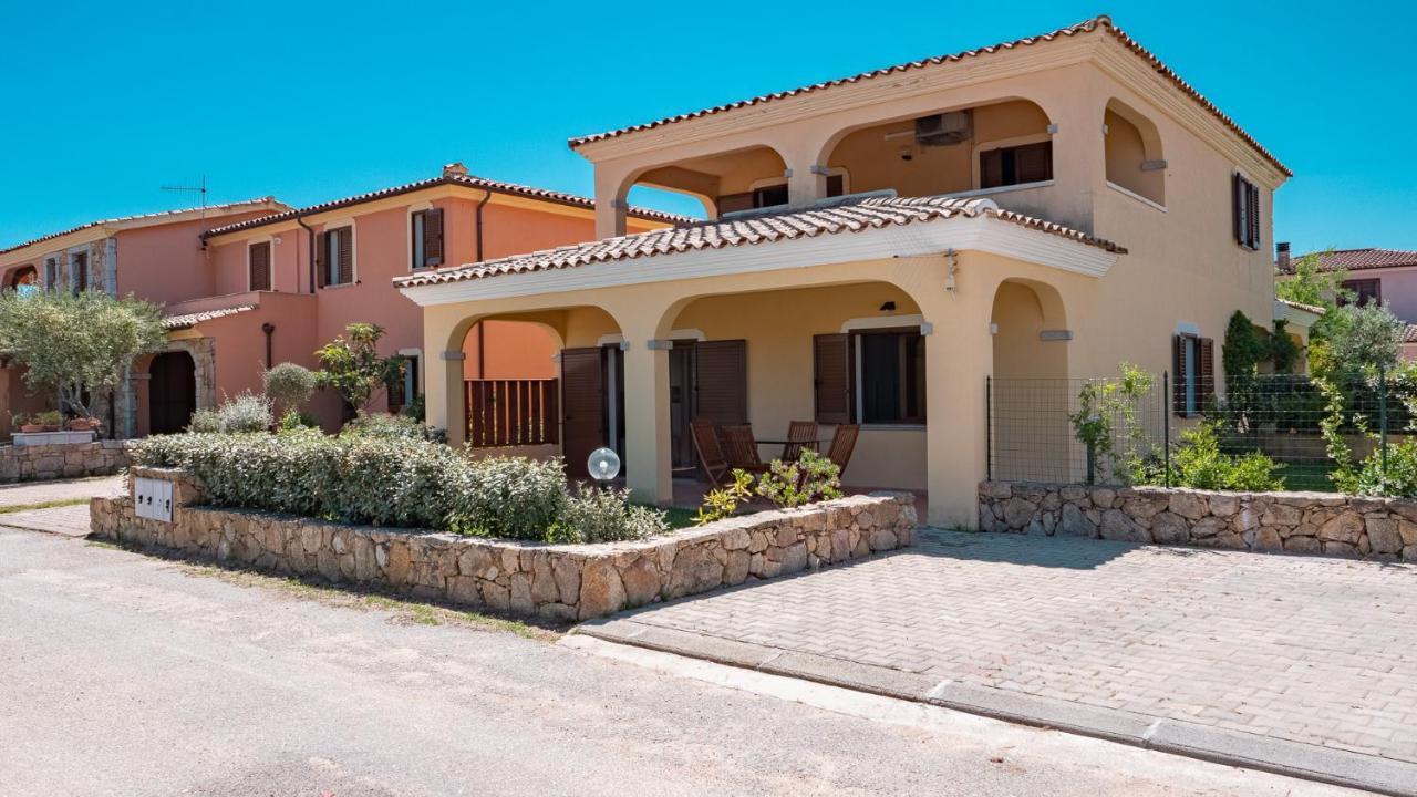 Casa Vacanza La Suaredda 圣特奥多罗 外观 照片
